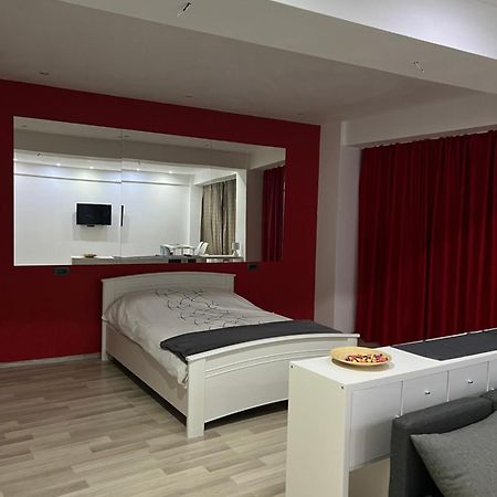 Aparthotel Jolie Галац Екстер'єр фото